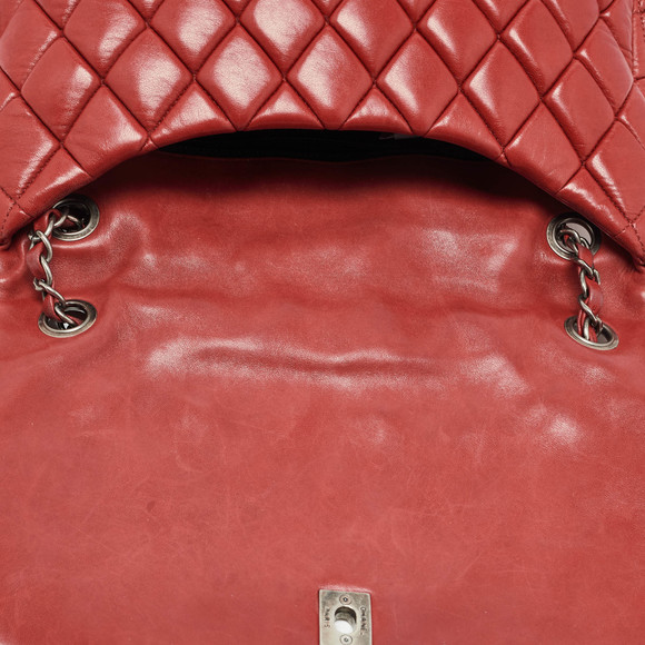 CHANEL Red Bubble Quilted Leather Flap Shoulder Bag - Picture 7 of 8
